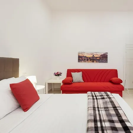 Apartment Lovely And Bright 2 Bed Flat Near Termini Rom