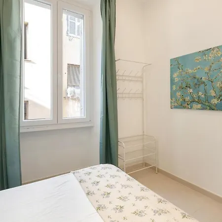Lovely And Bright 2 Bed Flat Near Termini Apartment *